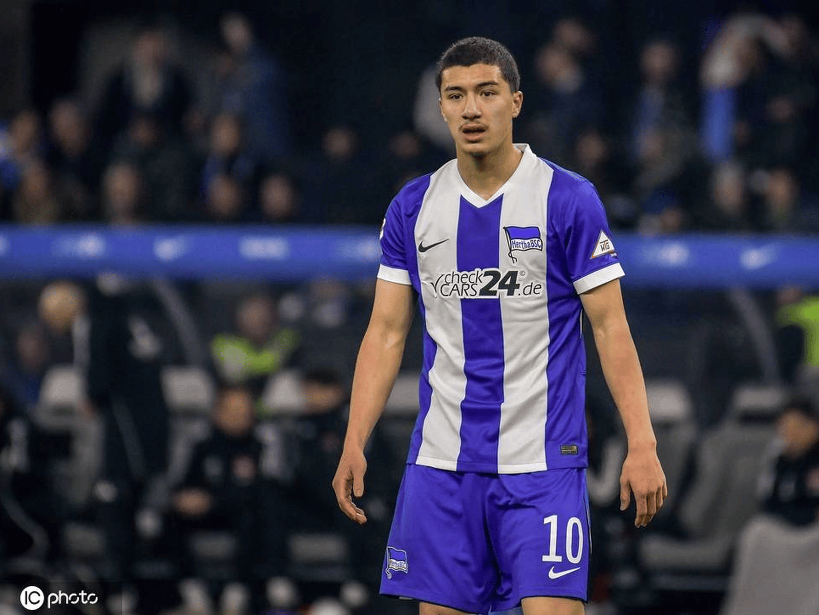 九游-转会期勒沃库森刷新队史纪录：亚冠节点到来；话题不断；控场能力受关注(勒沃库森比赛视频)